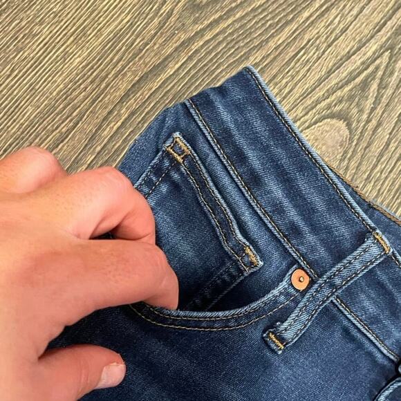 Madewell Curvy High-Rise Skinny Jeans Whiskering Denim Dark Wash Blue Size 26 - Picture 4 of 13